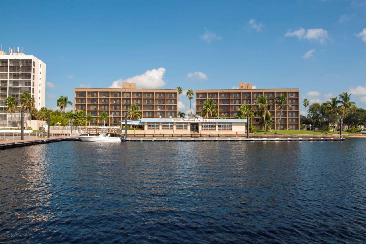 Best Western Fort Myers Waterfront North Fort Myers Exterior photo